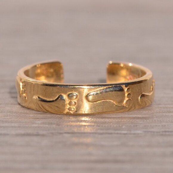 Yellow Gold Toe Ring